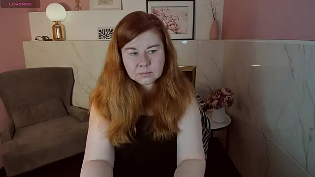 Snapshot of Mrs_Emilia chatting on 12.05.24 Mrs Emilia online show from 12.05.24