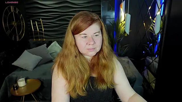 Snapshot of Mrs_Emilia chatting on 12.05.24 Mrs Emilia online show from 12.05.24