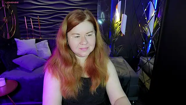 Snapshot of Mrs_Emilia chatting on 12.07.24 Mrs Emilia online show from 12.07.24