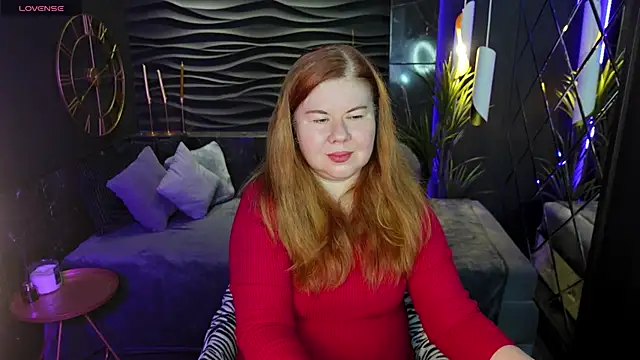 Snapshot of Mrs_Emilia chatting on 12.14.24 Mrs Emilia online show from 12.14.24