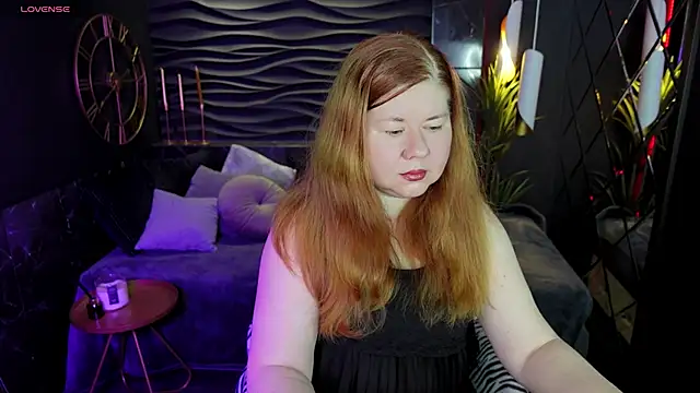 Snapshot of Mrs_Emilia chatting on 12.15.24 Mrs Emilia online show from 12.15.24