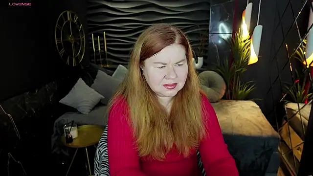 Snapshot of Mrs_Emilia chatting on 12.24.24 Mrs Emilia online show from 12.24.24