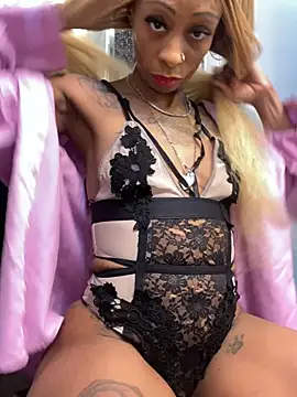 Snapshot of SlimBeenBadd1981 chatting on 02.22.25 SlimBeenBadd1981 online show from 02.22.25