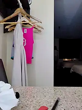 Snapshot of SlimBeenBadd1981 chatting on 03.16.25 SlimBeenBadd1981 online show from 03.16.25