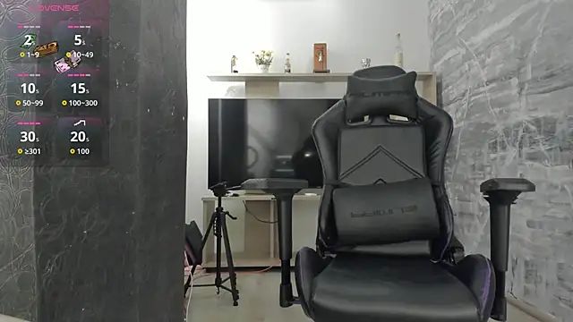 LunaBaker-1 online show from 10.09.25