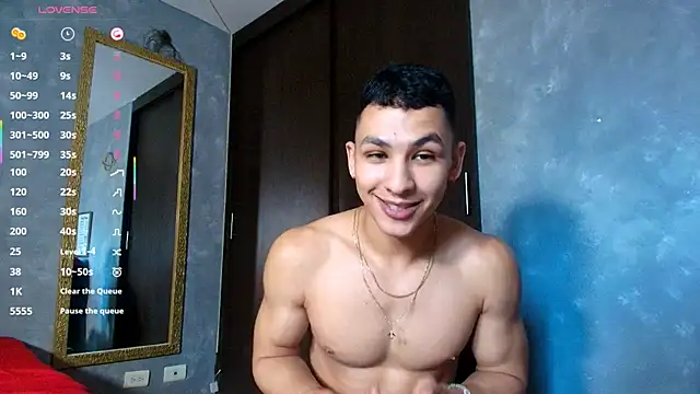 Snapshot of liuscast22 chatting on 11.09.25 liuscast22 online show from 11.09.25