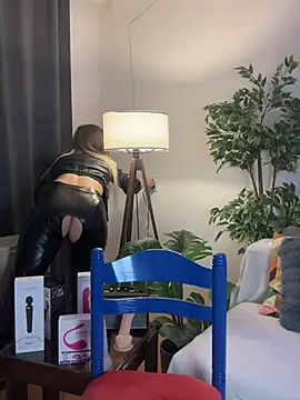 Snapshot of KittyKatyDream chatting on 03.01.25 KittyKatyDream online show from 03.01.25