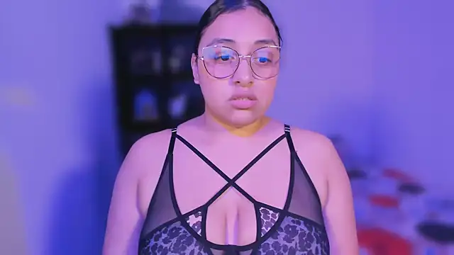 Snapshot of Soysofiarodrigu chatting on 02.24.25 Soysofiarodrigu online show from 02.24.25