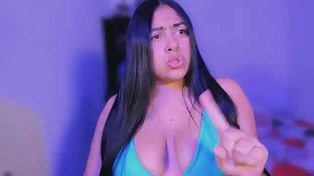 Snapshot of Soysofiarodrigu chatting on 02.25.25 Soysofiarodrigu online show from 02.25.25