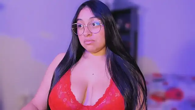 Snapshot of Soysofiarodrigu chatting on 02.27.25 Soysofiarodrigu online show from 02.27.25