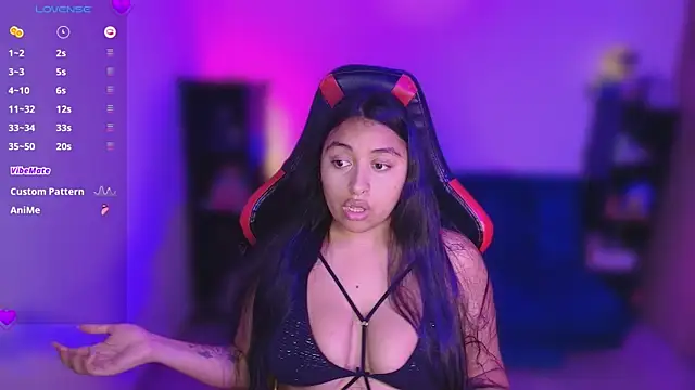 Snapshot of Soysofiarodrigu chatting on 10.22.25 Soysofiarodrigu online show from 10.22.25