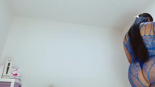 sashacreamy  online show from 10.08.25