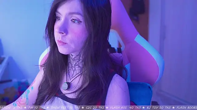 Meowbluu online show from 09.11.25