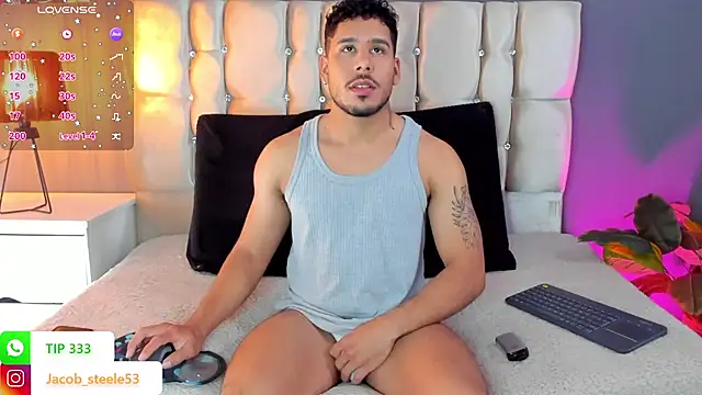 Snapshot of Jacob_Steele53 chatting on 09.23.25 Jacob Steele53 online show from 09.23.25