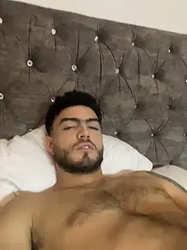 Snapshot of Paulwolf69 chatting on 02.26.25 Paulwolf69 online show from 02.26.25