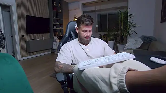 UbbeViking online show from 12.29.24