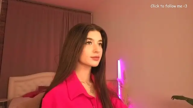 LauraCoy online show from 11.12.25