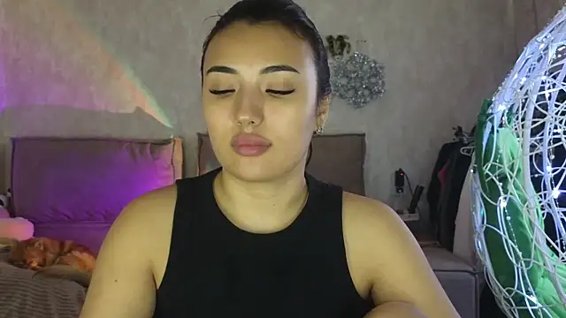 lily  foster online show from 11.07.25