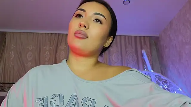 Snapshot of lily__foster chatting on 02.17.26 lily foster online show from 02.17.26