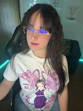 Megan lu2 online show from 12.28.24