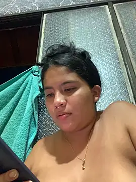 Snapshot of moncerrat_luna chatting on 12.01.24 moncerrat luna online show from 12.01.24