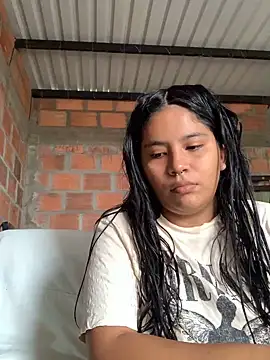 Snapshot of moncerrat_luna chatting on 12.12.24 moncerrat luna online show from 12.12.24