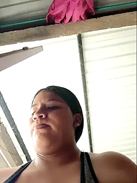 Snapshot of moncerrat_luna chatting on 12.18.24 moncerrat luna online show from 12.18.24