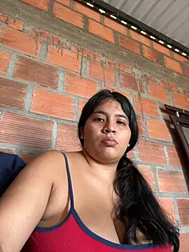 Snapshot of moncerrat_luna chatting on 01.18.25 moncerrat luna online show from 01.18.25