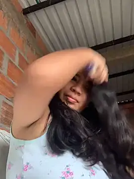 Snapshot of moncerrat_luna chatting on 02.19.25 moncerrat luna online show from 02.19.25