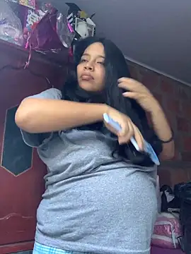 Snapshot of moncerrat_luna chatting on 09.28.25 moncerrat luna online show from 09.28.25