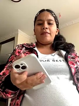 Snapshot of moncerrat_luna chatting on 10.08.25 moncerrat luna online show from 10.08.25