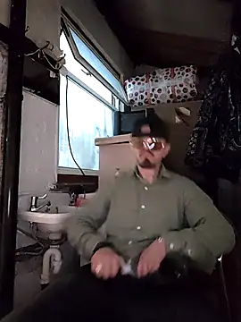 Snapshot of erbod_Johnny chatting on 10.08.25 erbod Johnny online show from 10.08.25