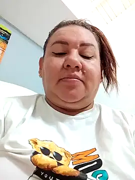 HORNY MATURE25 online show from 11.18.25