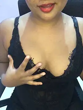 Rose Olivia online show from 05.18.26