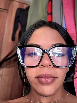 Snapshot of Charly_ chatting on 10.09.25 Charly online show from 10.09.25