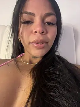 Snapshot of Charly_ chatting on 11.02.25 Charly online show from 11.02.25