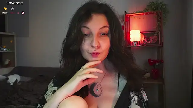Snapshot of kshishtan chatting on 04.28.26 kshishtan online show from 04.28.26