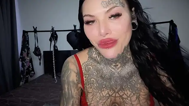 claudiacvc95 online show from 04.11.26