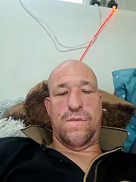 Snapshot of Resolved_Twin chatting on 02.06.26 Resolved Twin online show from 02.06.26