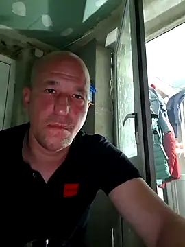 Snapshot of Resolved_Twin chatting on 04.12.26 Resolved Twin online show from 04.12.26