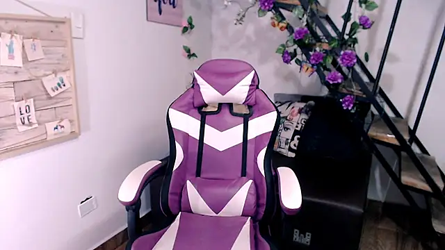 samantha baby  online show from 04.12.26