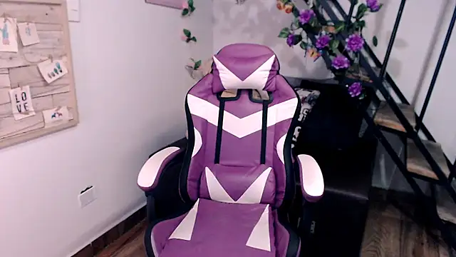 samantha baby  online show from 04.15.26