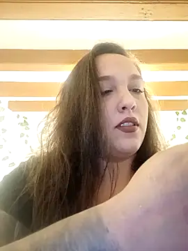 Snapshot of kaleanemesis chatting on 10.13.25 kaleanemesis online show from 10.13.25