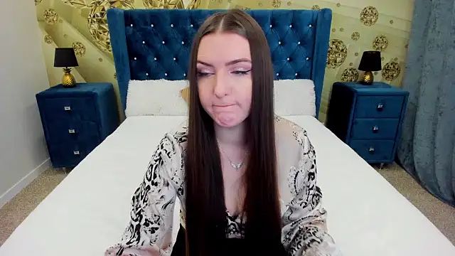 Snapshot of Katrina_Minchels chatting on 01.28.25 Katrina Minchels online show from 01.28.25