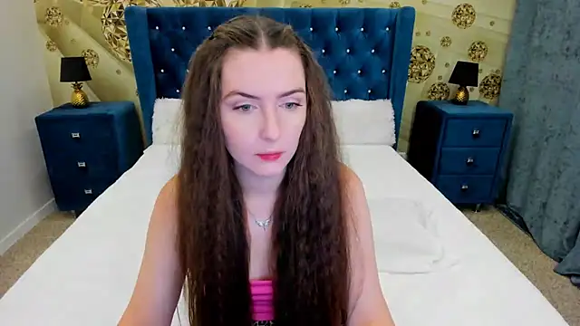 Snapshot of Katrina_Minchels chatting on 10.03.25 Katrina Minchels online show from 10.03.25