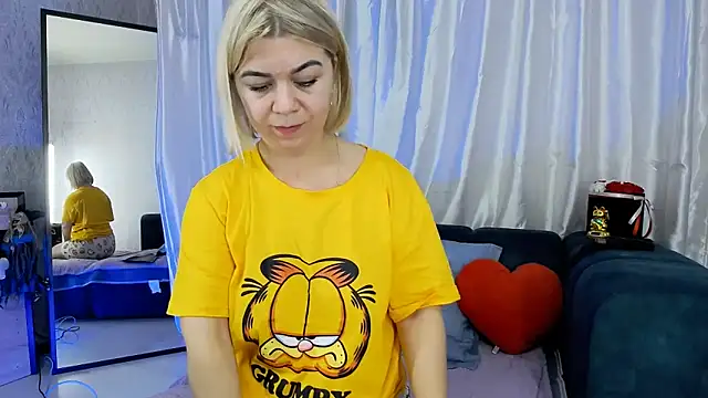 Snapshot of LILU_MS chatting on 06.01.26 LILU MS online show from 06.01.26