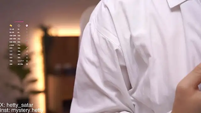 Hetty satar online show from 10.16.25