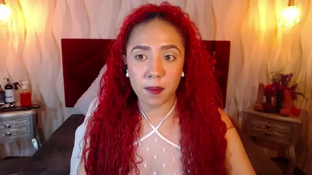 IsabelaLatina online show from 06.05.26