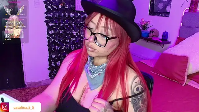 Snapshot of Kata_Bigboobs chatting on 10.17.25 Kata Bigboobs online show from 10.17.25