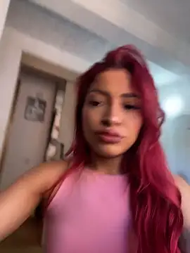 Snapshot of ari_sexy1 chatting on 05.24.26 ari sexy1 online show from 05.24.26